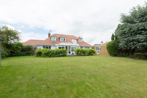 6 bedroom detached house for sale, Grenham Road, Birchington, CT7