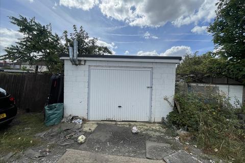 Garage for sale, Rear of 50 Gilbert Road, Belvedere, Kent, DA17