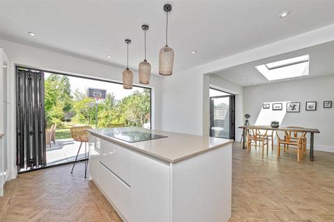 4 bedroom semi-detached house for sale, The Ridgeway, St. Albans