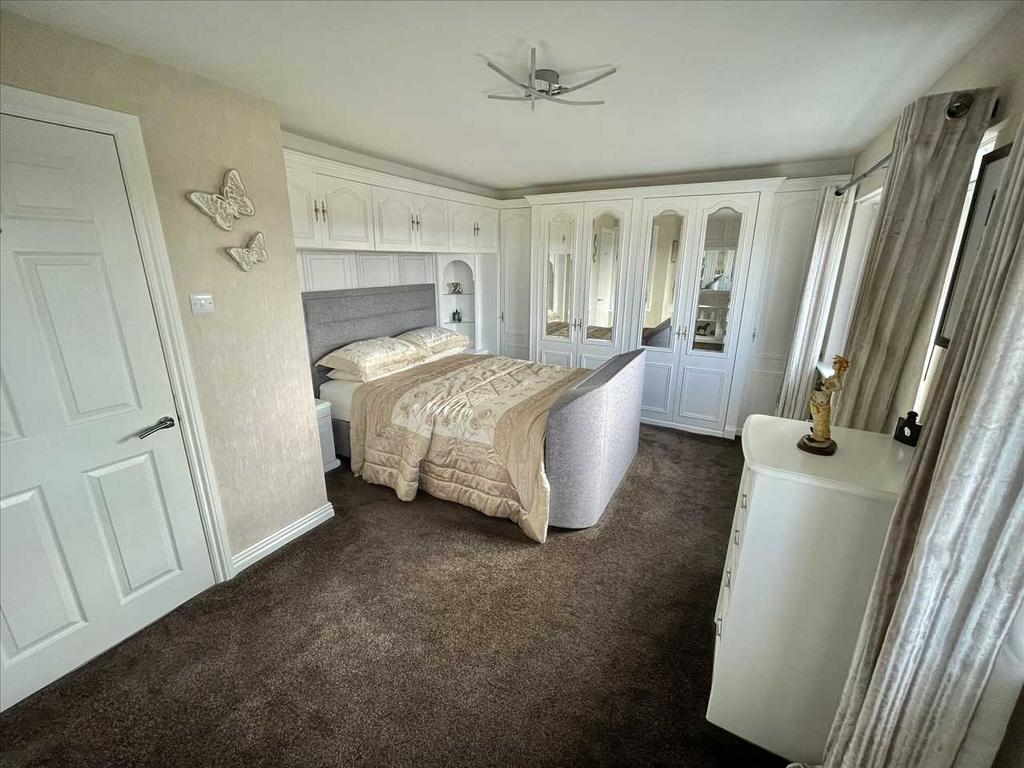 Bedroom no. 1