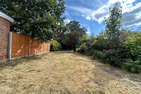 14 Pasture Road, London, SE6 1JF