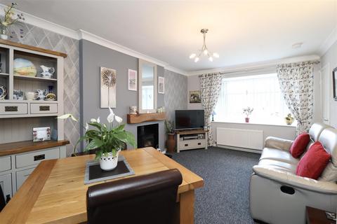 2 bedroom semi-detached bungalow for sale, Roman Avenue South, Stamford Bridge, York