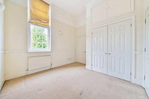 2 bedroom apartment for sale, Brigade Place, Caterham CR3