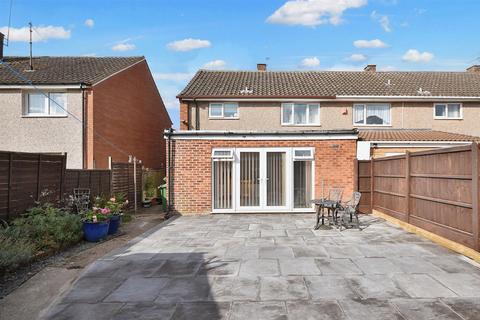 3 bedroom end of terrace house for sale, Glastonbury Road, Corby NN18