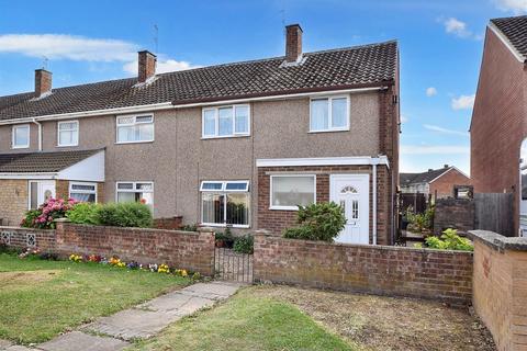 3 bedroom end of terrace house for sale, Glastonbury Road, Corby NN18