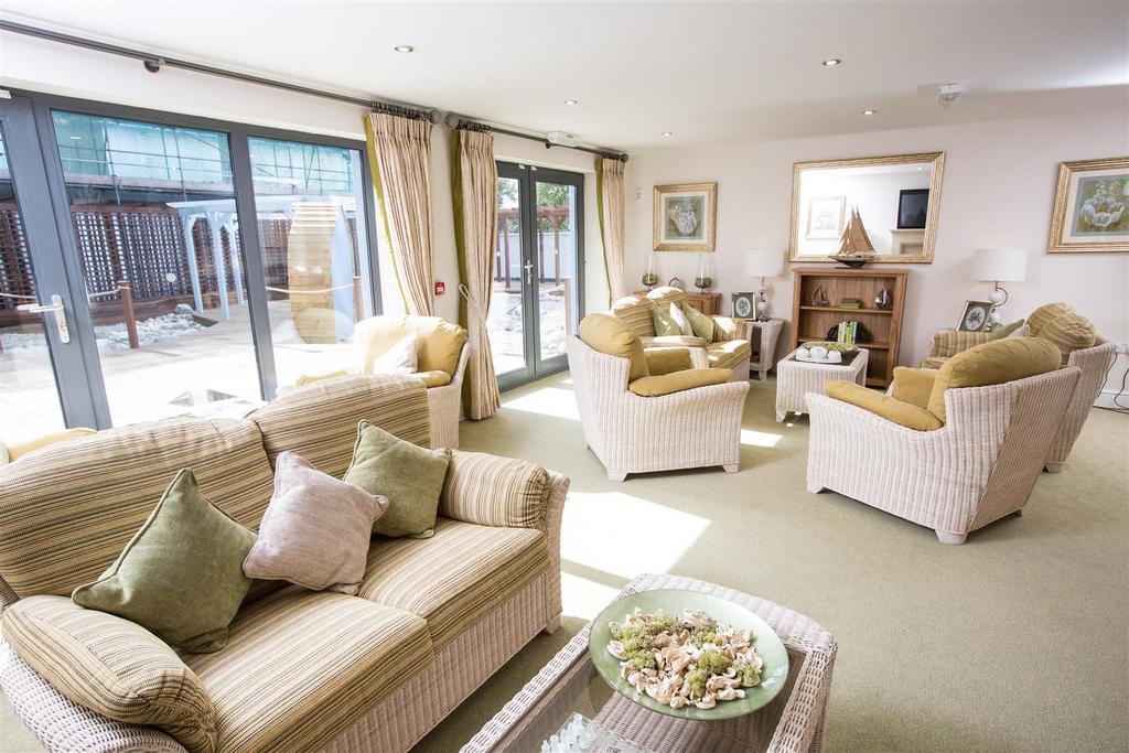 Paxton-Homeowners+Lounge-8-3476271210-O.jpg