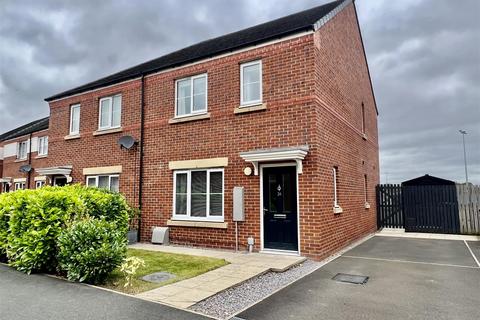 3 bedroom semi-detached house for sale, Lapwing Drive, Darlington