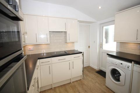 3 bedroom house to rent, Hengoed, Hengoed CF82