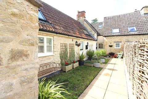 3 bedroom barn conversion to rent, Albion Yard, Chipping Norton OX7
