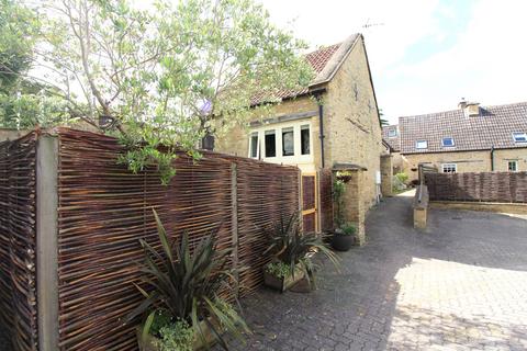 3 bedroom barn conversion to rent, Albion Yard, Chipping Norton OX7