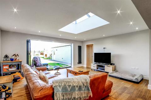 3 Mill View, Eppleby, Richmond, DL11 7BJ