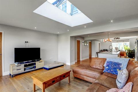 3 Mill View, Eppleby, Richmond, DL11 7BJ