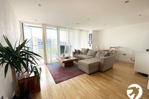 3 bedroom flat for sale, Seager Place, London, SE8