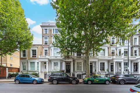 Studio to rent, MARLOES ROAD, Kensington, London, W8