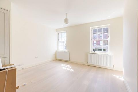 2 bedroom terraced house to rent, Lordship Lane, Tottenham, London, N17