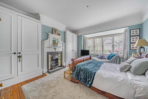 16 Hilldown Road, London, SW16 3DZ