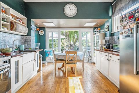 16 Hilldown Road, London, SW16 3DZ