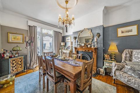 16 Hilldown Road, London, SW16 3DZ