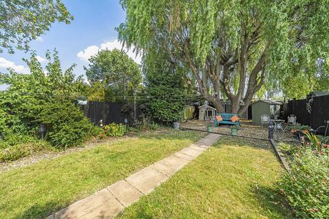 16 Hilldown Road, London, SW16 3DZ