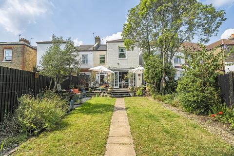 16 Hilldown Road, London, SW16 3DZ
