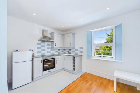 1 bedroom flat for sale, Trumlands Road, St Marychurch, Torquay