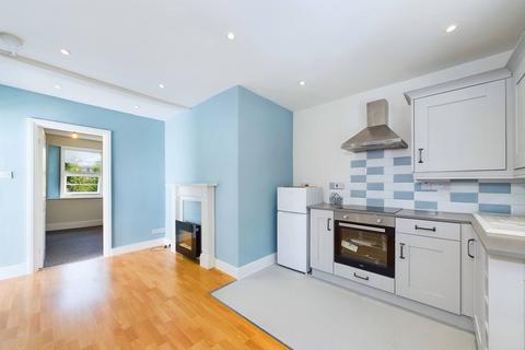 1 bedroom flat for sale, Trumlands Road, St Marychurch, Torquay