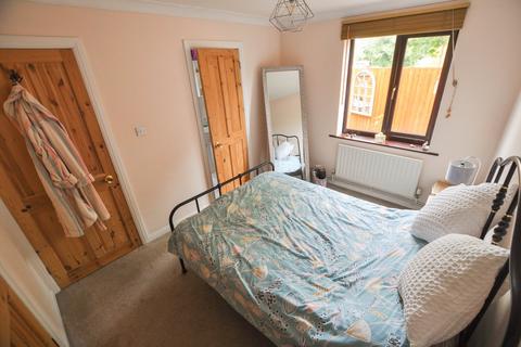 39 Sheppards Field, Wimborne, BH21 1PX