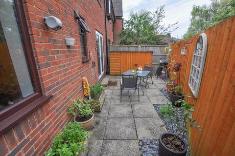 39 Sheppards Field, Wimborne, BH21 1PX