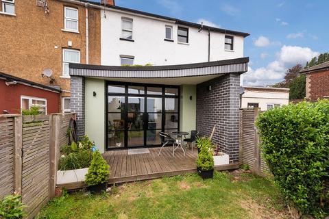 4 bedroom terraced house for sale, Hadlow Road, Tonbridge, TN9