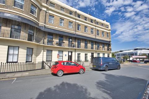 2 bedroom flat for sale, Camden Crescent, Dover, CT16