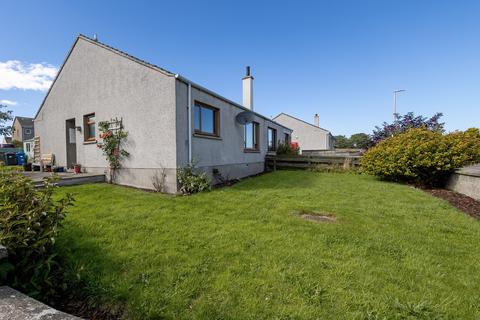 1 Golf View Drive, Lybster, KW3 6BG