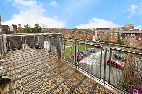 2 bedroom flat to rent, Georgia Avenue, West Didsbury, Manchester, M20