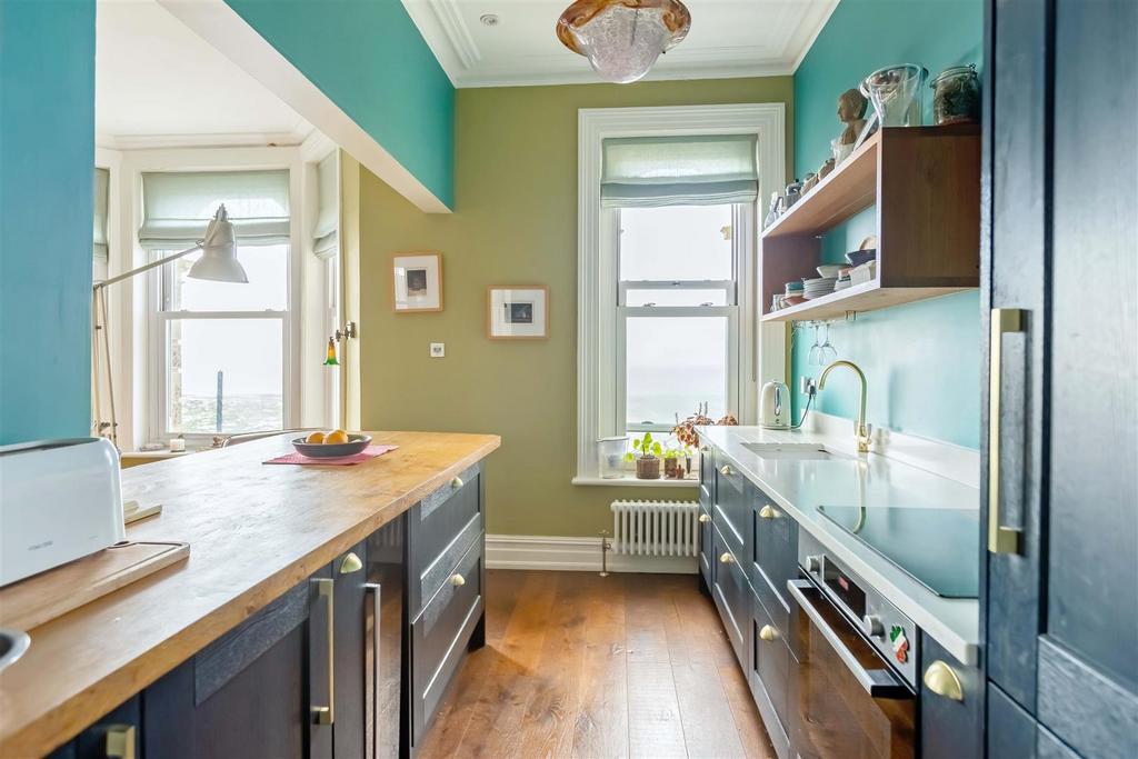 4 104 Marine Parade 12.JPG