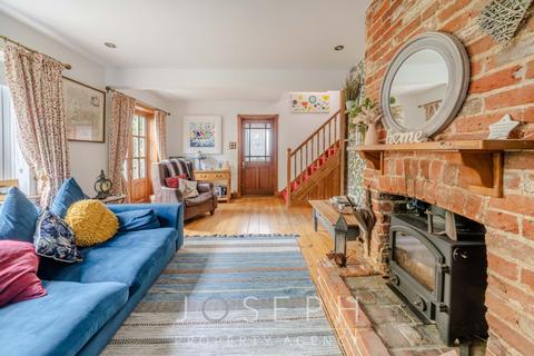 Elm Cottage Westerfield Road, Westerfield, Ipswich, IP6 9AJ