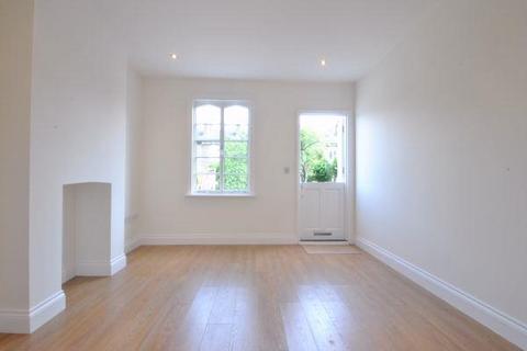 2 bedroom terraced house to rent, Rutland Road, Twickenham