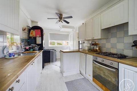 3 bedroom semi-detached house for sale, Oak Tree Walk, Leeds