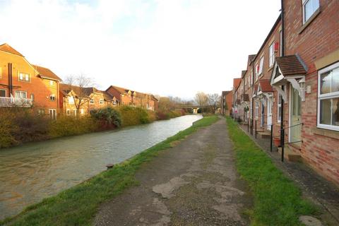 2 bedroom terraced house for sale, Marin Court, Beverley