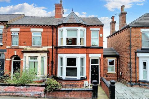 3 bedroom end of terrace house for sale, Kiln Lane, Dentons Green, WA10