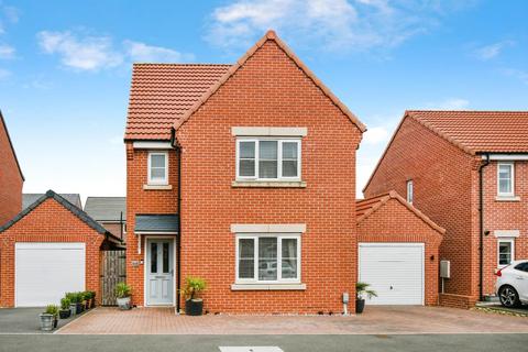 4 bedroom house for sale, Grainger Drive, Pocklington, York, YO42 2ST