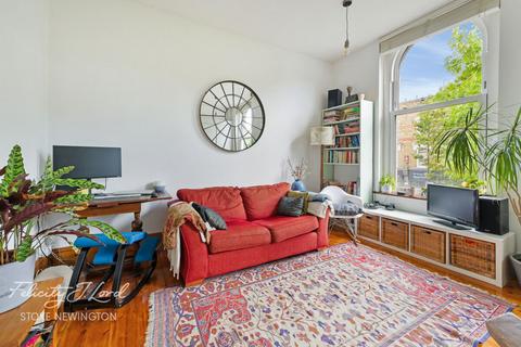 1 bedroom flat for sale, Stoke Newington High Street, London, N16