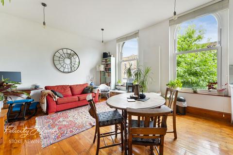 1 bedroom flat for sale, Stoke Newington High Street, London, N16