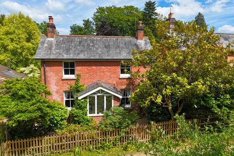 3 bedroom cottage for sale, Church Lane, Burley, Ringwood, BH24