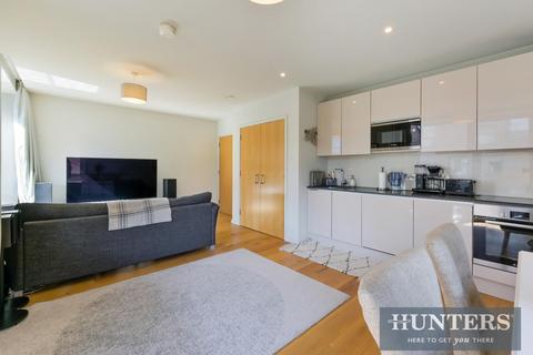 1 bedroom flat for sale, Durham Wharf Drive, Brentford