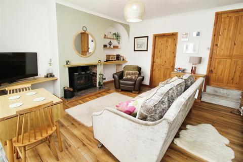 115 Beacon Road, Bradford, BD6 3EH