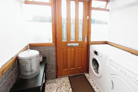 115 Beacon Road, Bradford, BD6 3EH
