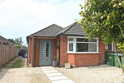 3 bedroom detached bungalow for sale, Sylvan Avenue, Southampton