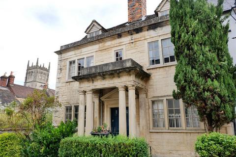 4 bedroom semi-detached house for sale, Church Street, Calne