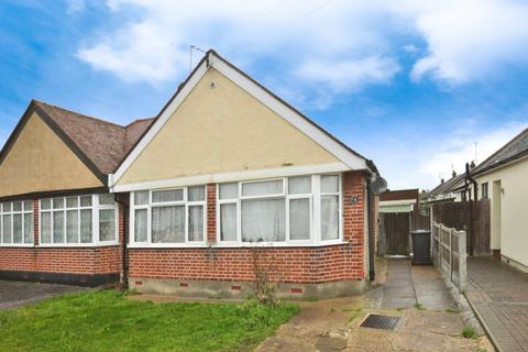 9 Wallace Crescent, Chelmsford, CM2 9QL