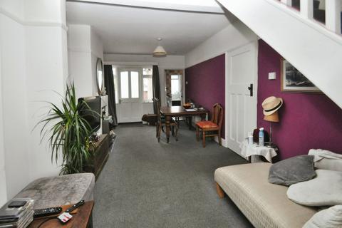 9 Wallace Crescent, Chelmsford, CM2 9QL