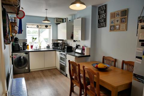 3 bedroom terraced house for sale, The Pippin, Calne